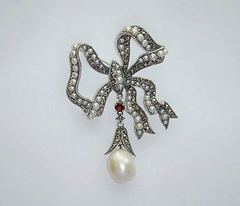 Victorian style & pearls 002